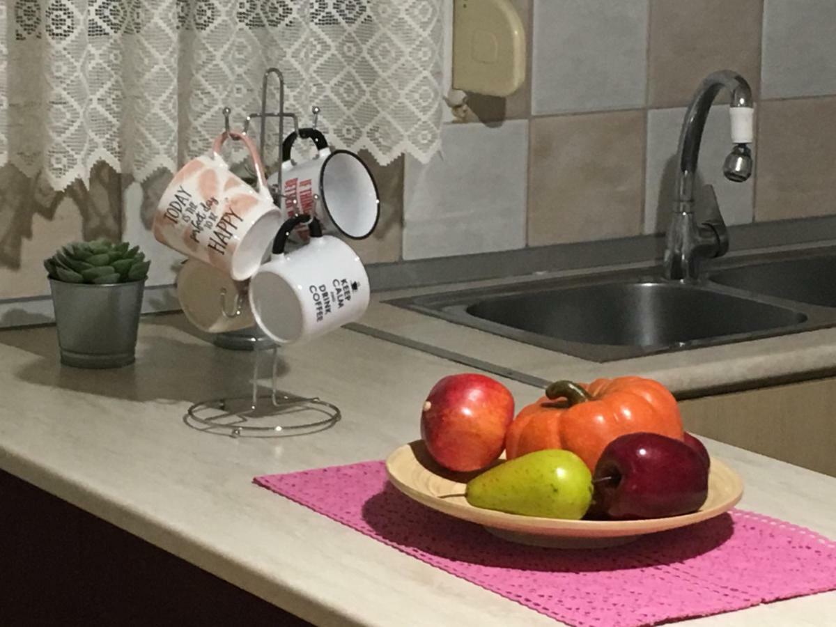 Cozy And Quiet Mini City Apartment Trikala  Ngoại thất bức ảnh